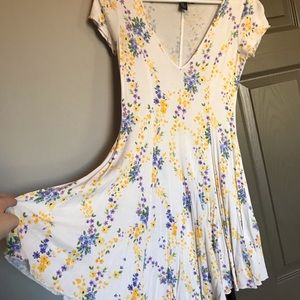 Forever 21 White Floral Dress